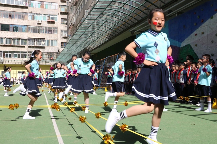 正是其中一
